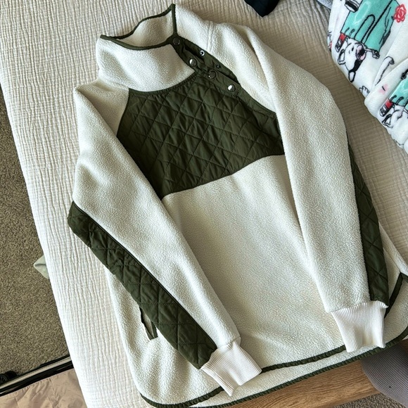 Abercrombie & Fitch Sherpa sweatshirt - Picture 1 of 1